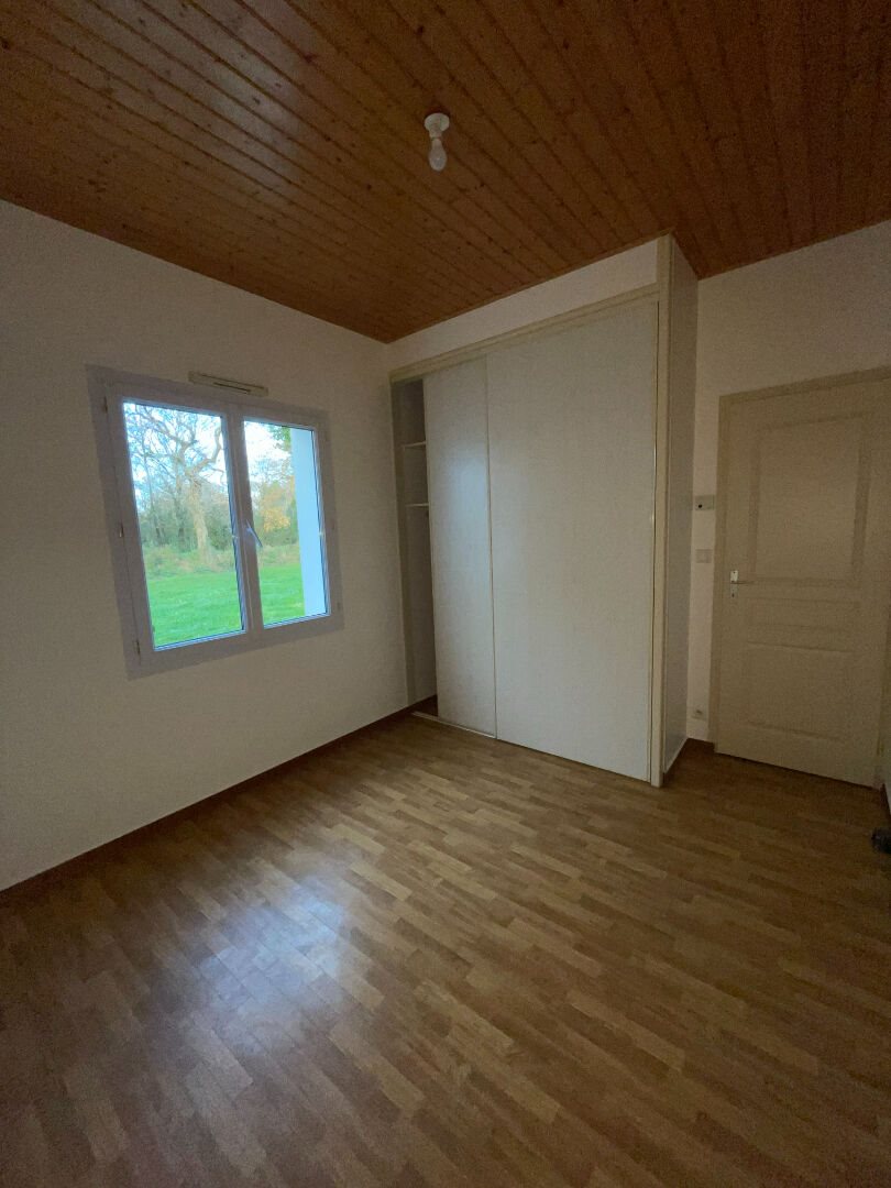 Maison à louer, 83m², Saint-Avaugourd-des-Landes