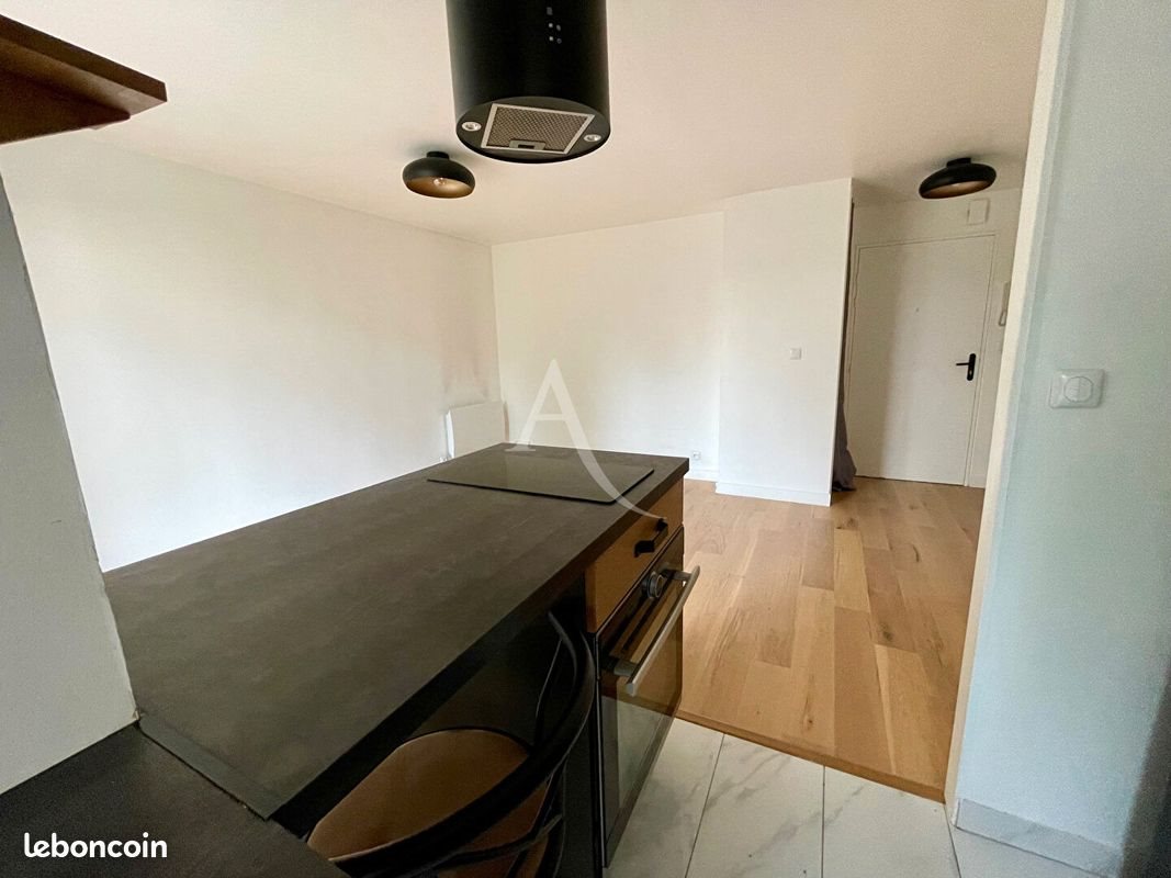Appartement à louer, 37m², Gif-sur-Yvette