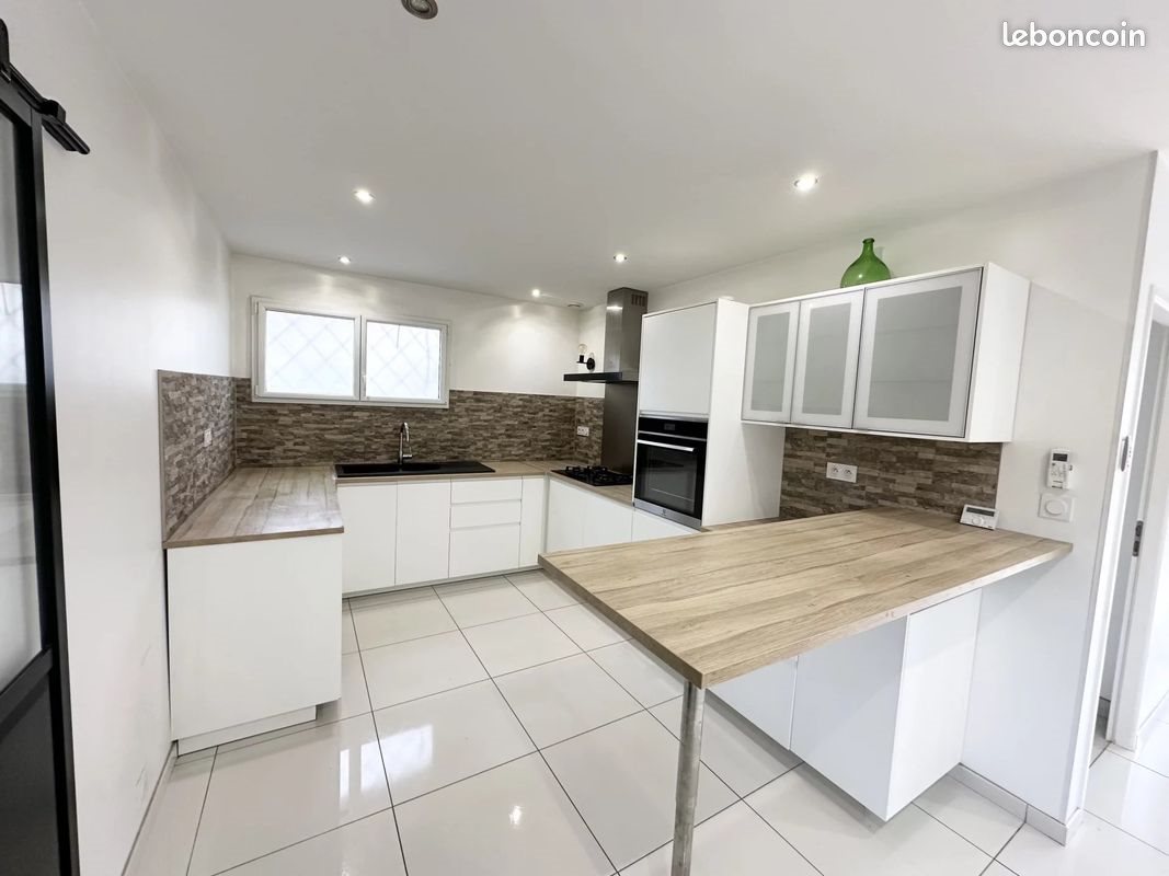 Maison à louer, 70m², Saint-Martin-d'Hères