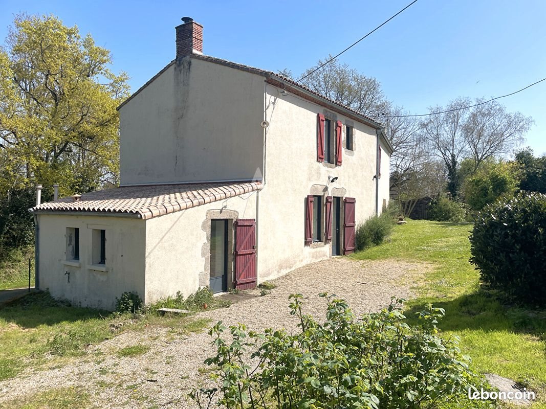 Maison à vendre, 166m², Saint-Georges-de-Pointindoux