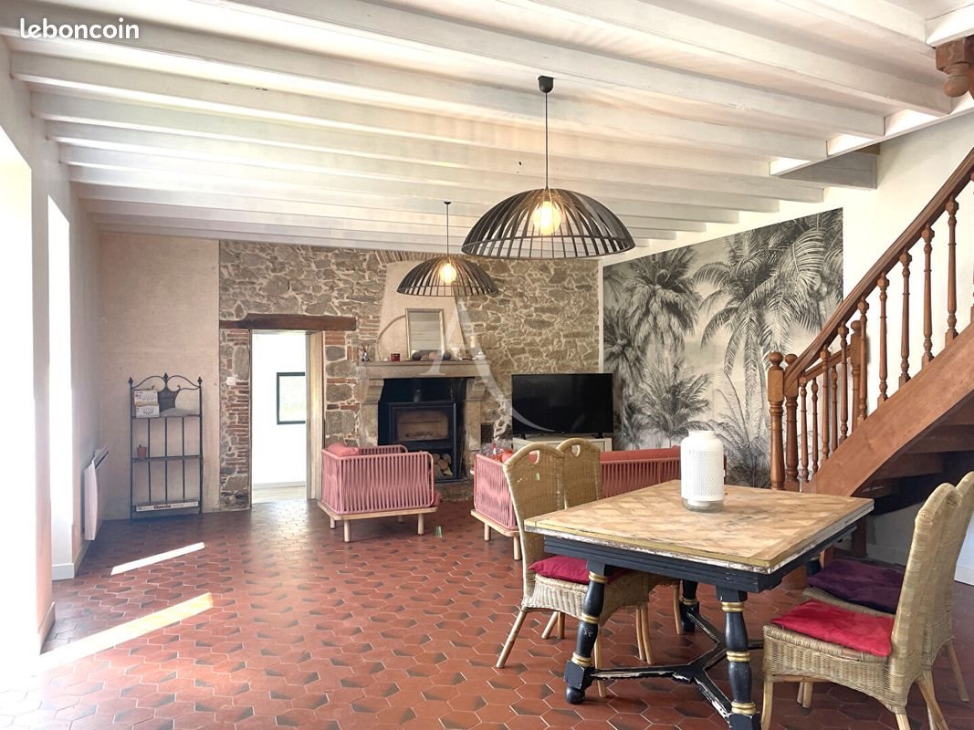 Maison à vendre, 166m², Saint-Georges-de-Pointindoux
