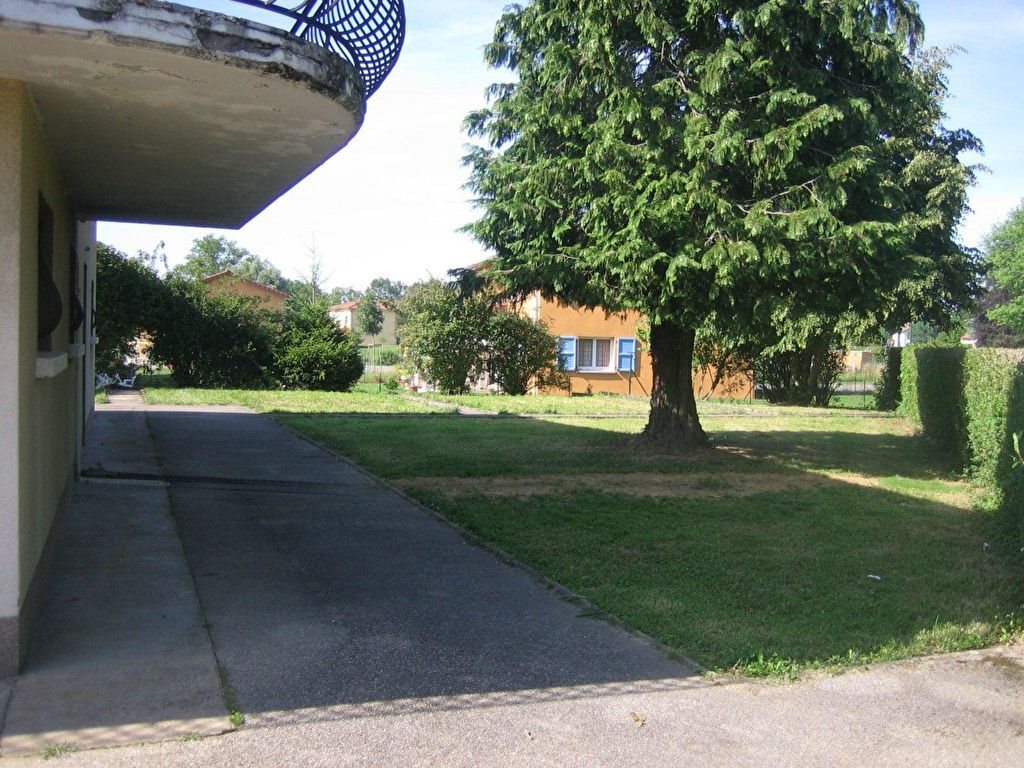 Maison à louer, 161m², Polliat