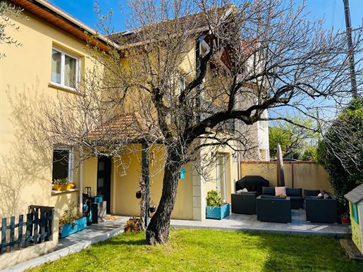 Advert pic 0