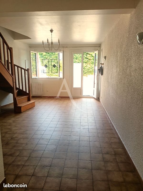 Maison à louer, 79m², Montberon