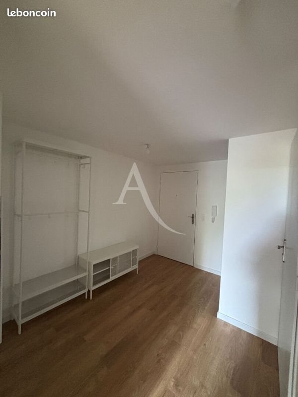 Appartement à louer, 80m², Serris