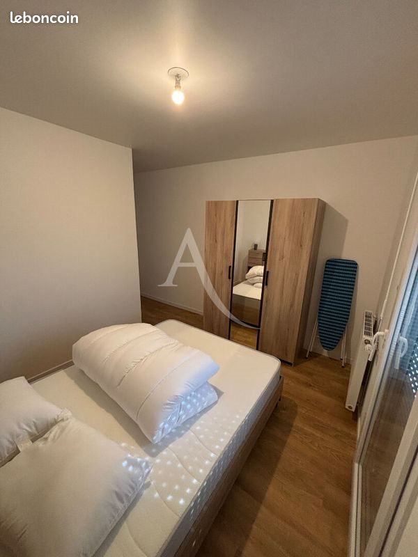 Appartement à louer, 80m², Serris