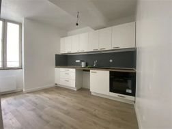 Appartement à louer, 66m², Foix