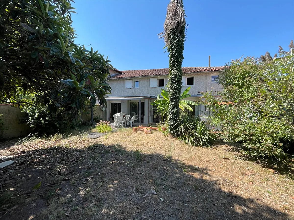 Maison à vendre, 174m², Saint-Quirc