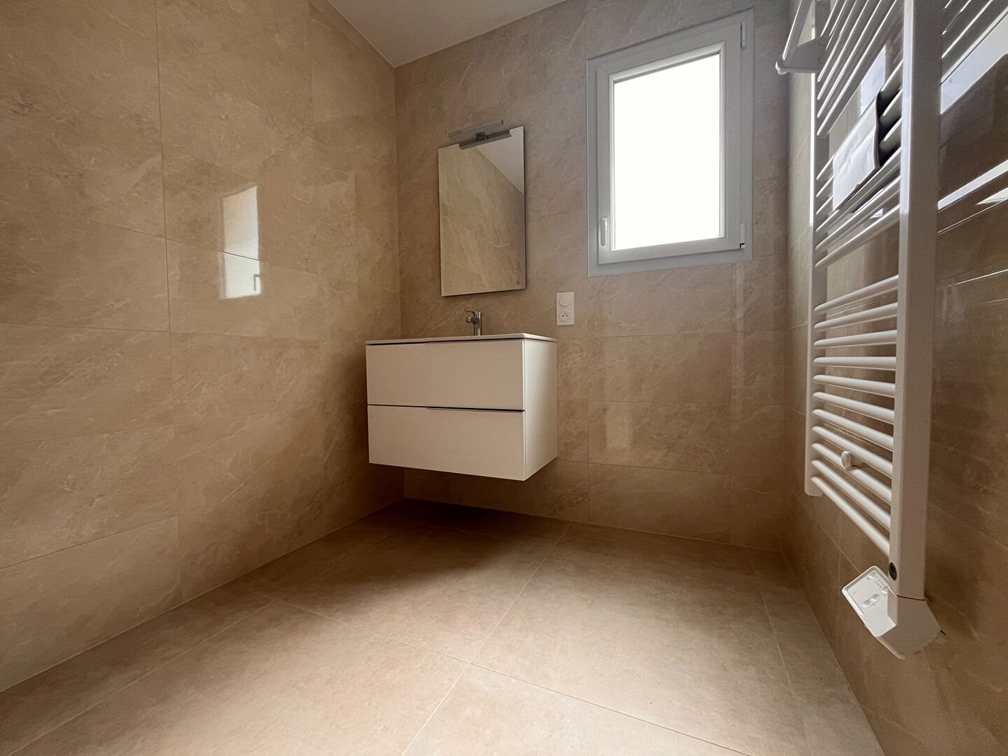 Maison à louer, 90m², Le Fenouiller