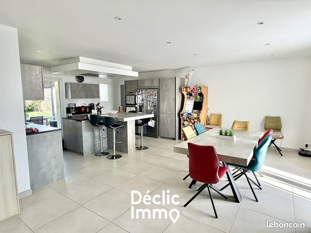 Maison à vendre, 170m², Saint-Agnant