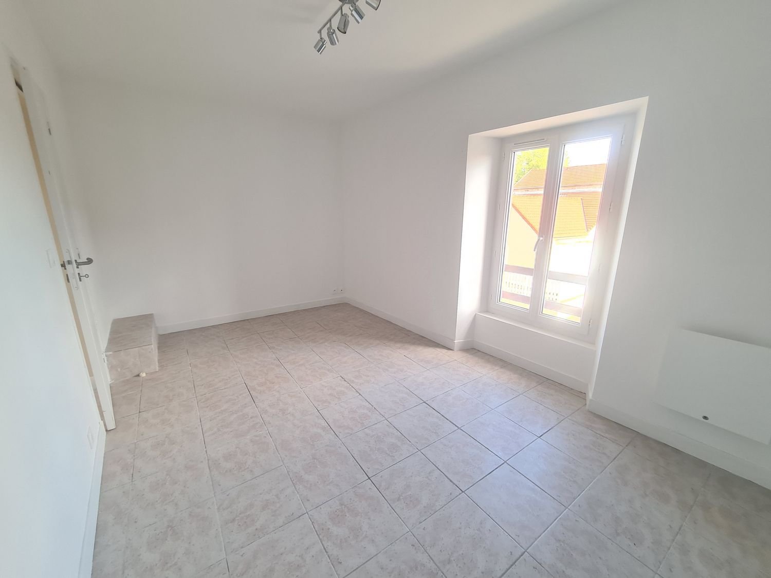Appartement à louer, 24m², Villejust