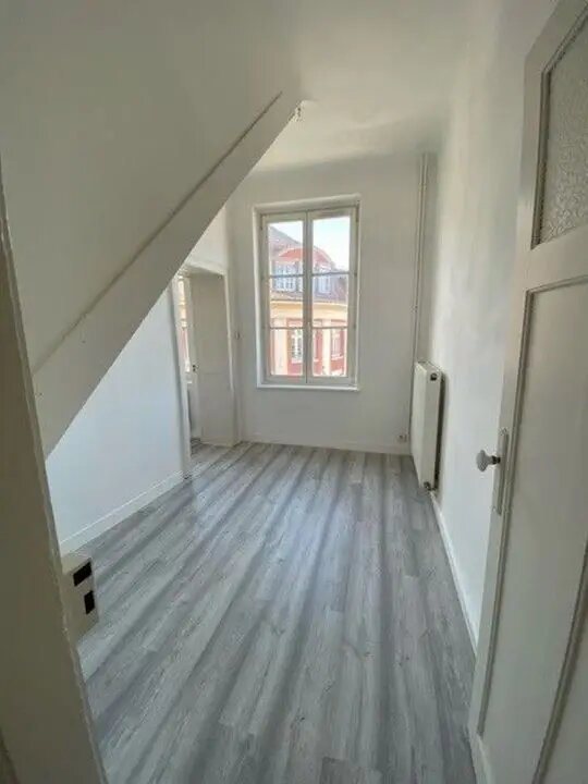 Appartement à louer, 140m², Metz