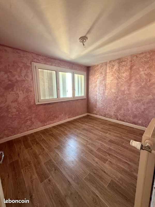 Appartement à vendre, 49m², Saint-Max