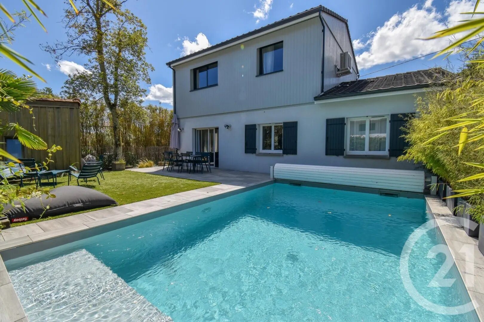 Maison à vendre, 131m², Saint-Médard-en-Jalles