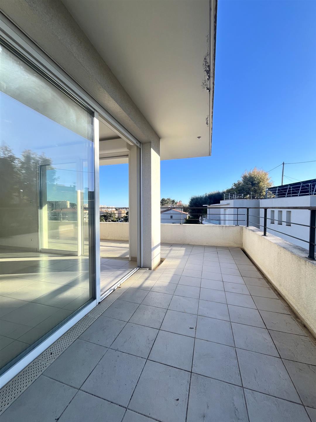 Appartement à vendre, 77m², Cagnes-sur-Mer