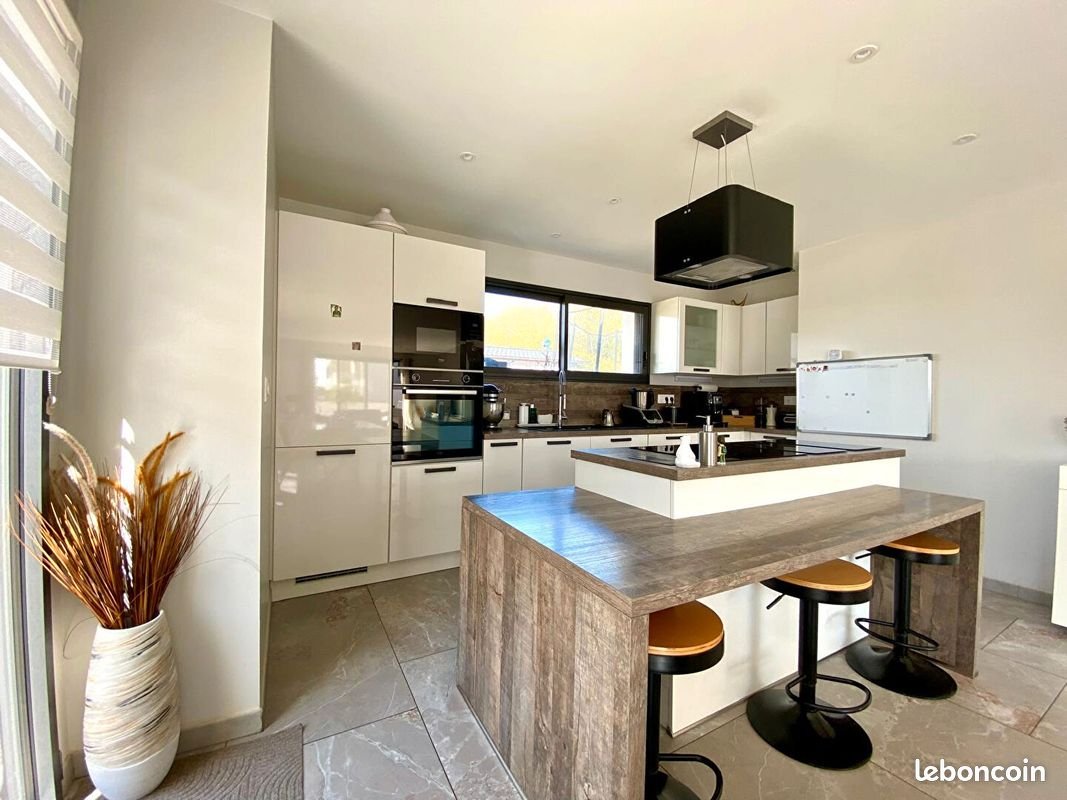 Maison à vendre, 130m², Trégueux