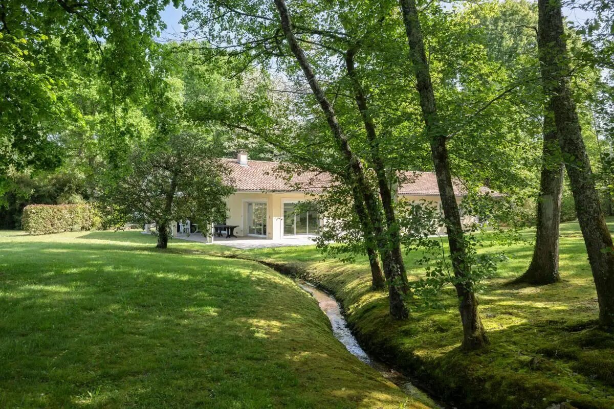 Maison à vendre, 203m², Saint-Perdon