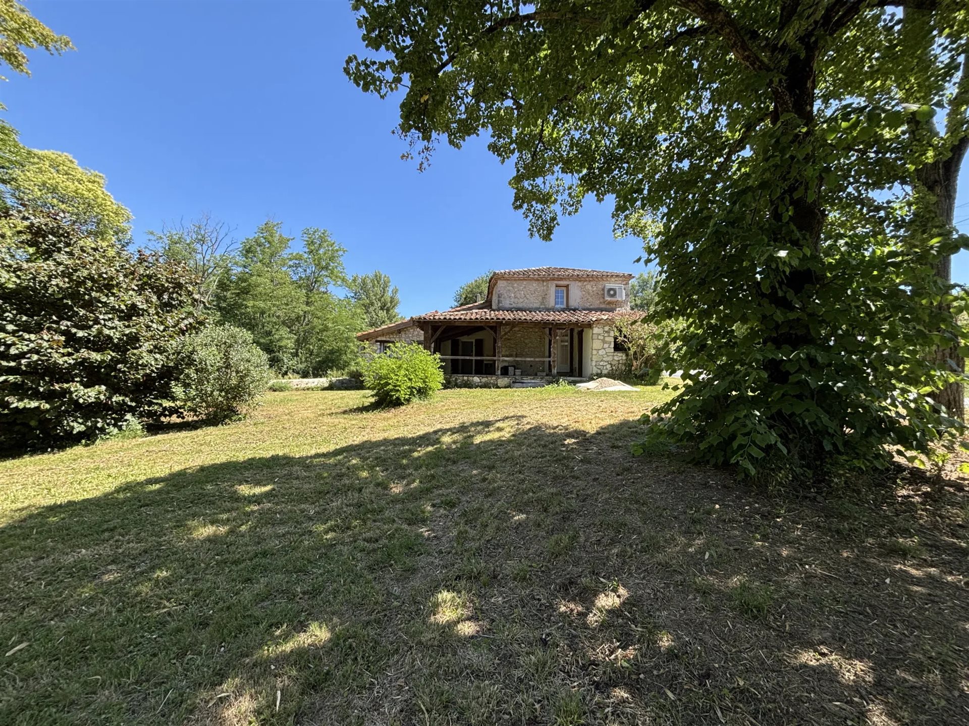 Maison à vendre, 135m², Allez-et-Cazeneuve