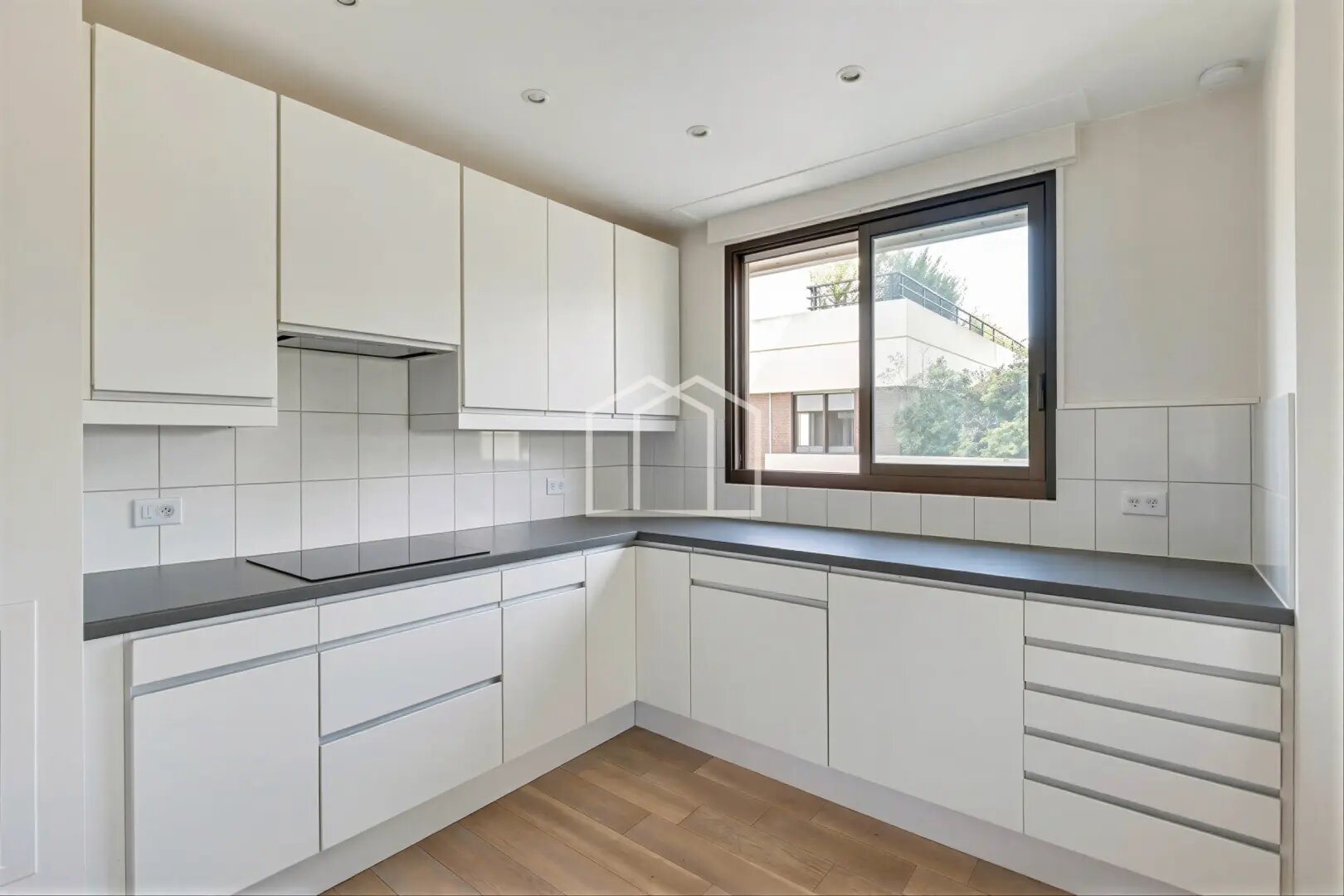 Appartement à vendre, 112m², Suresnes