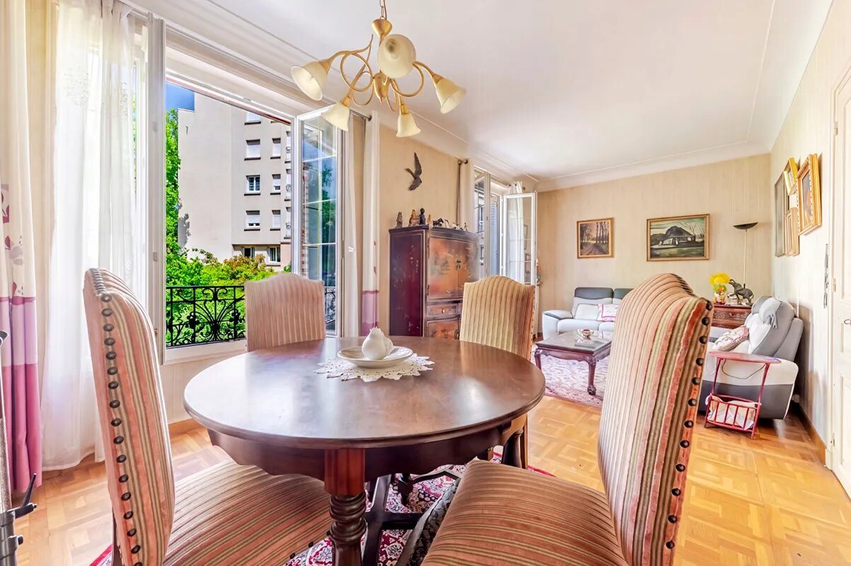 Maison à vendre, 126m², Suresnes