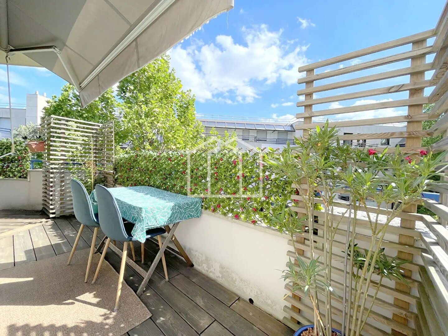 Appartement à louer, 68m², Suresnes