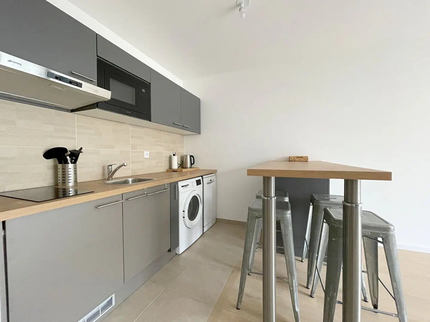 Appartement à louer, 45m², Suresnes