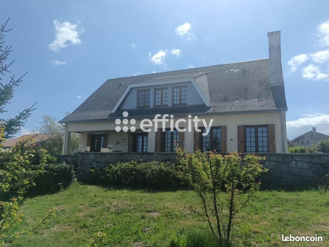Maison à vendre, 227m², Chambles