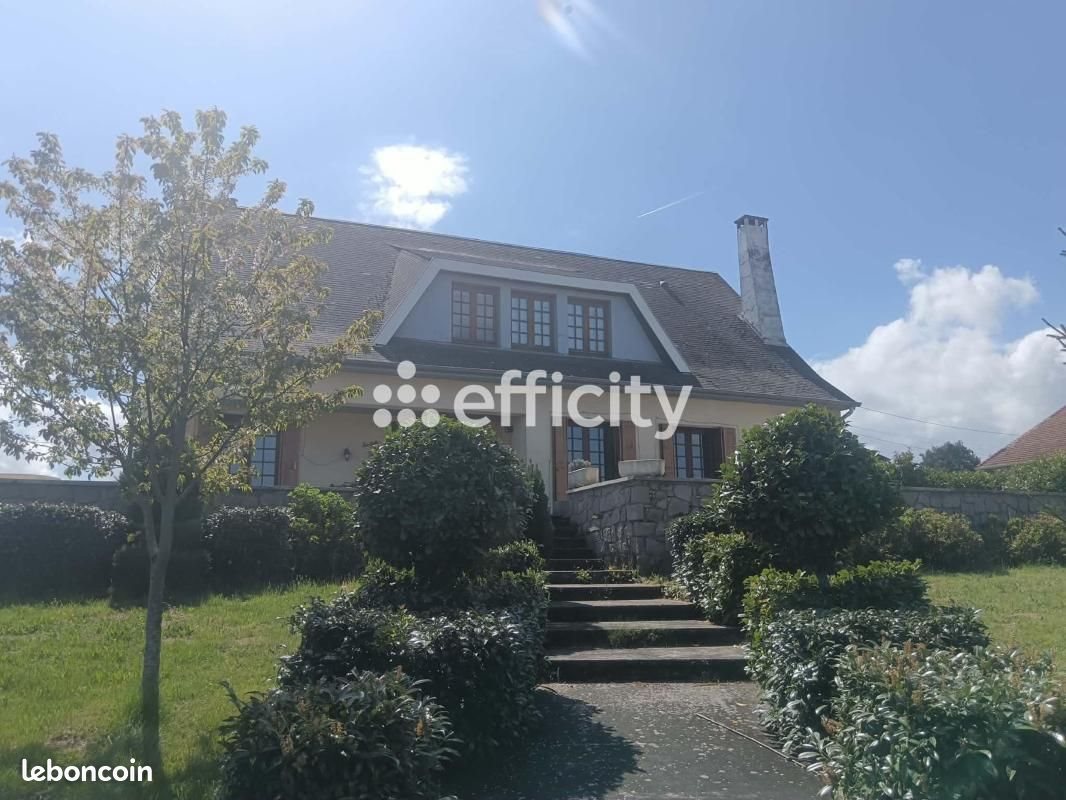 Maison à vendre, 227m², Chambles