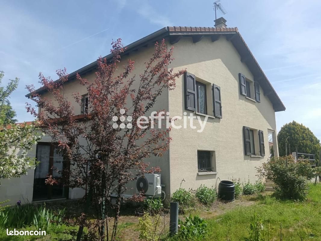 Maison à vendre, 120m², Feurs