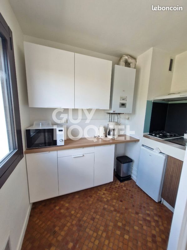Appartement à louer, 24m², Talence