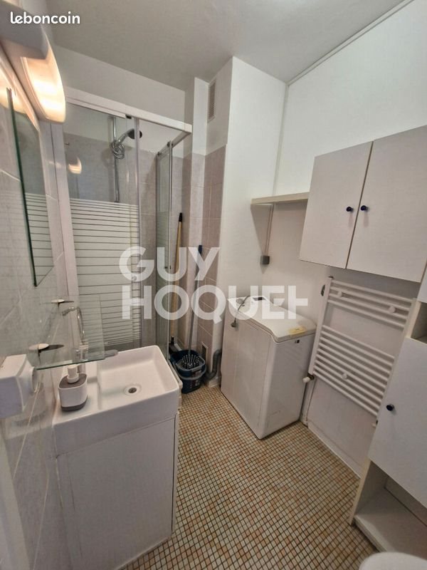 Appartement à louer, 24m², Talence