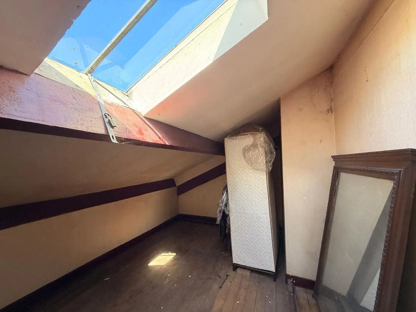 Appartement à vendre, 1m², Suresnes