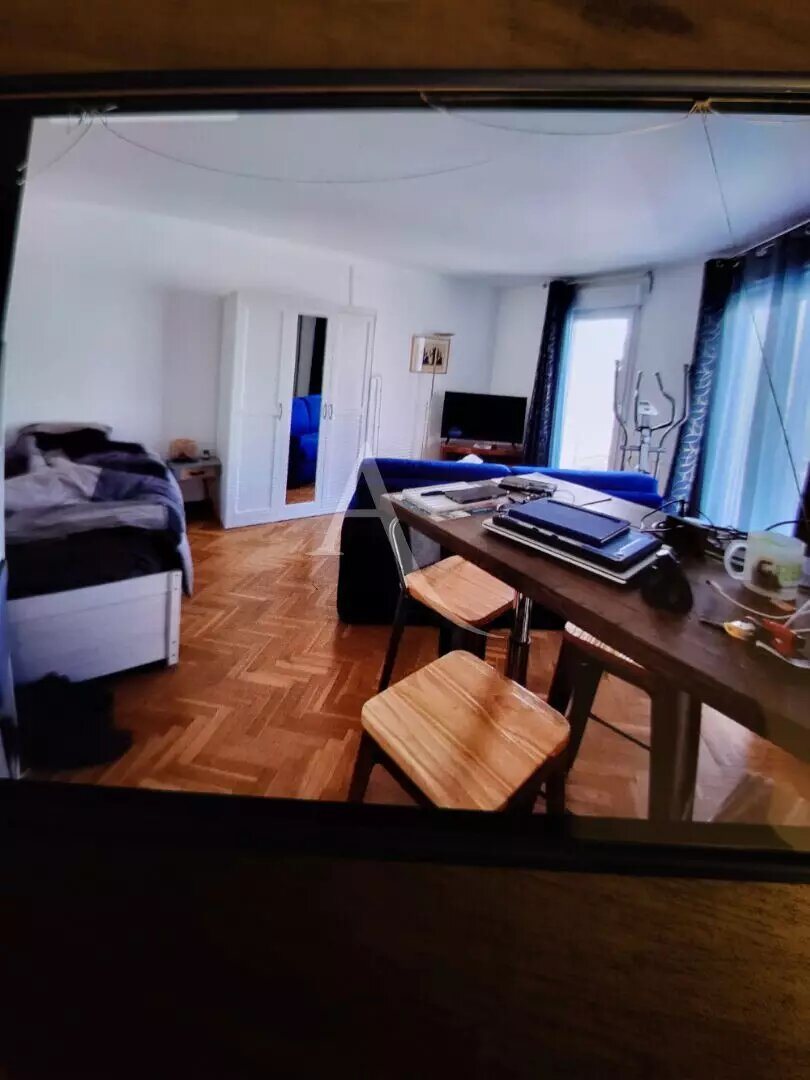 Appartement à vendre, 27m², Suresnes