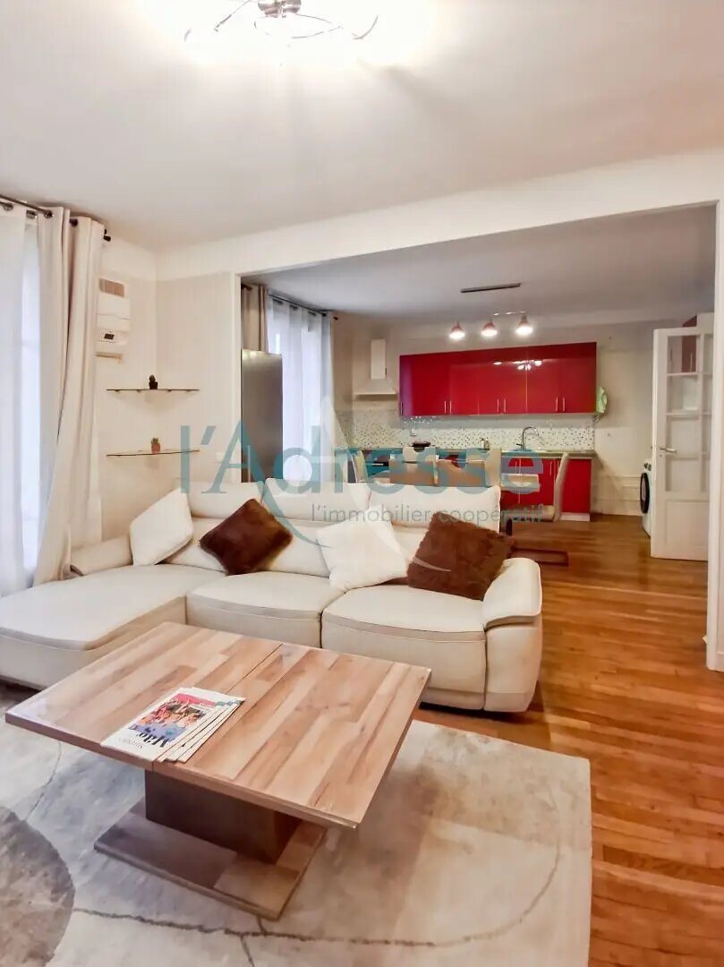 Appartement à louer, 68m², Suresnes