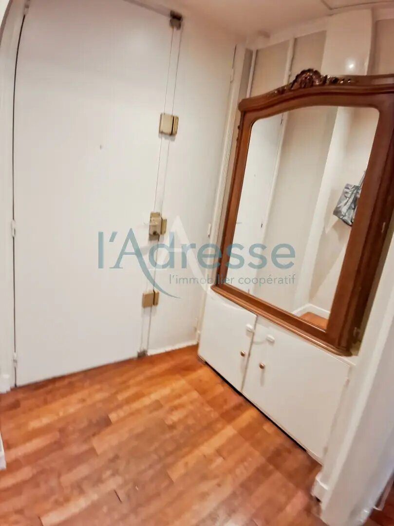 Appartement à louer, 68m², Suresnes