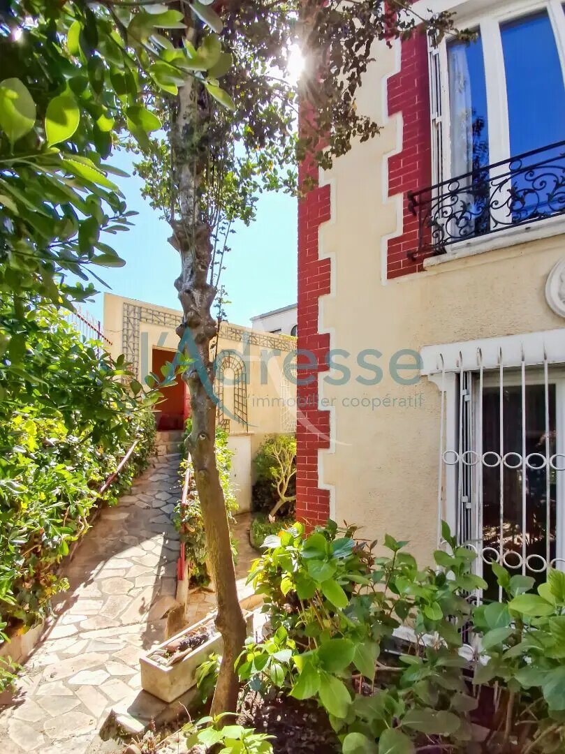 Maison à vendre, 123m², Suresnes