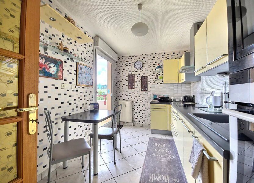 Appartement à vendre, 93m², Chenôve