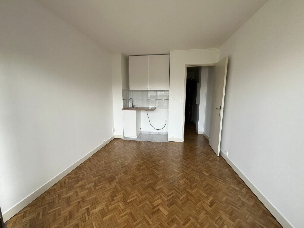 Appartement à louer, 17m², Paris 16ème