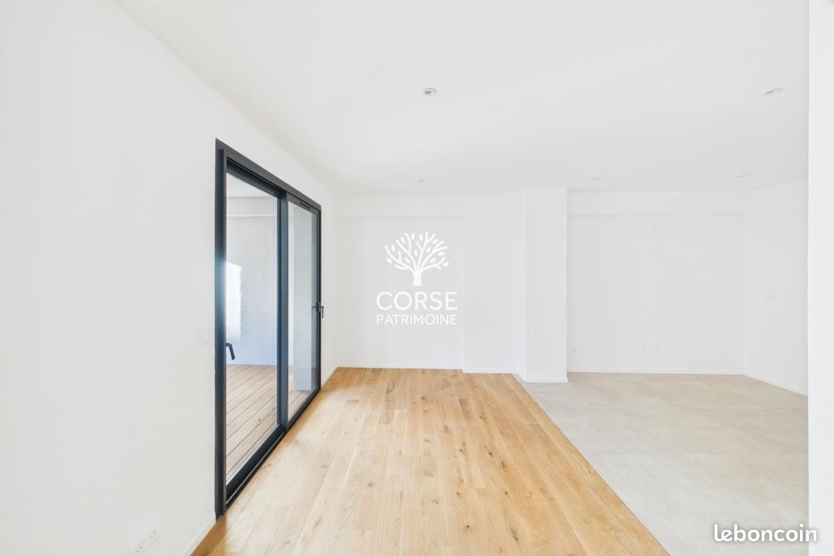 Appartement à vendre, 85m², Porto-Vecchio