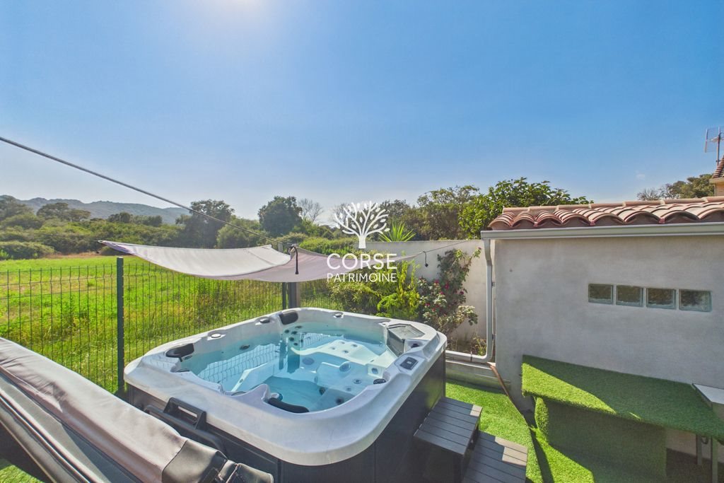 Maison à vendre, 106m², Porto-Vecchio