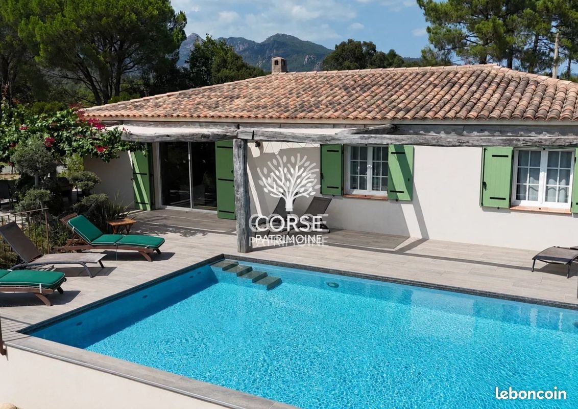 Maison à vendre, 124m², Lecci