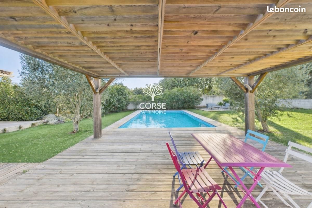 Maison à vendre, 136m², Porto-Vecchio