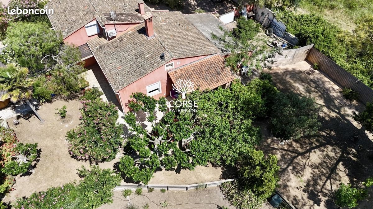 Maison à vendre, 160m², Porto-Vecchio