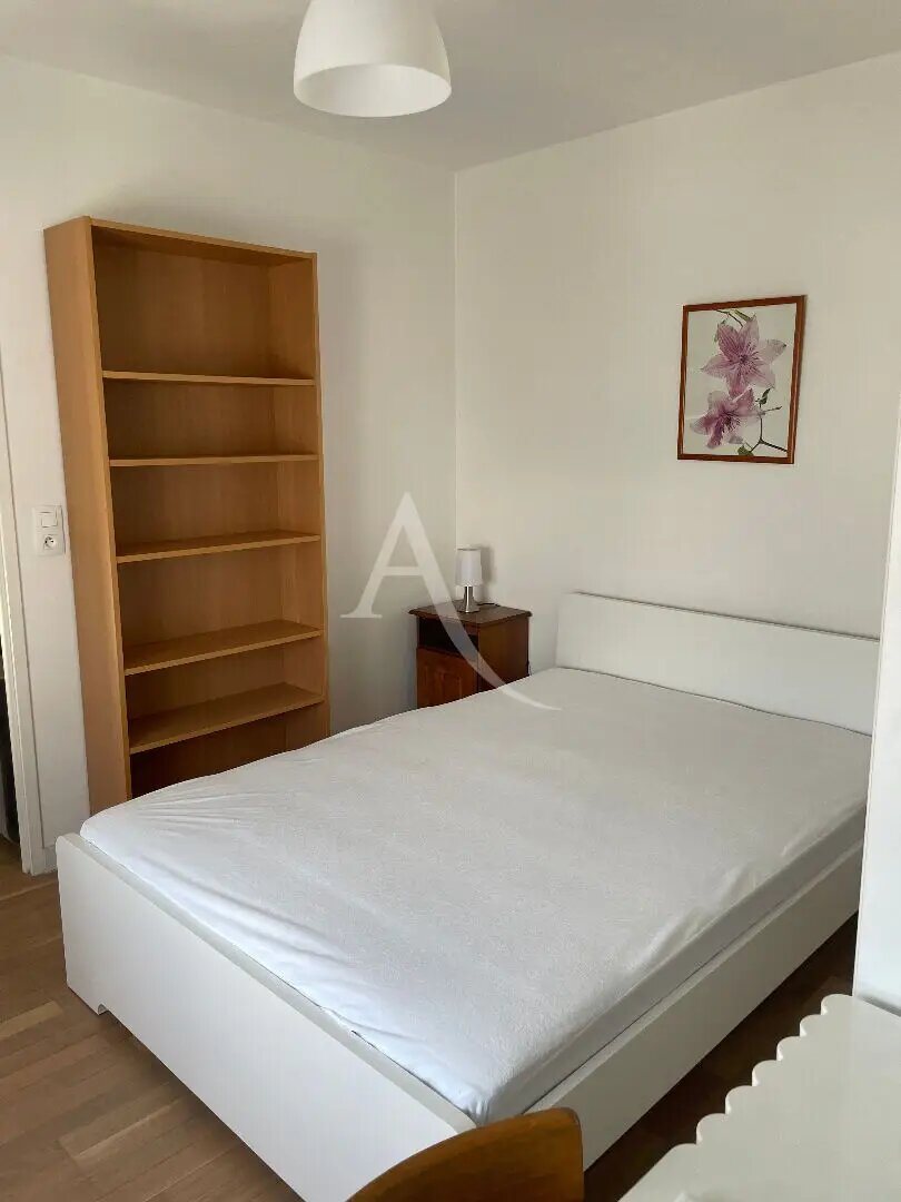 Appartement à louer, 38m², Châtillon
