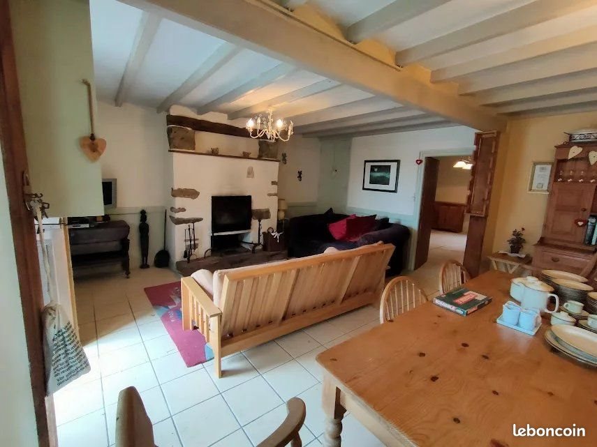 Maison à vendre, 110m², Montmoreau-Saint-Cybard