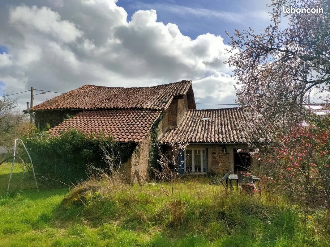 Maison à vendre, 110m², Montmoreau-Saint-Cybard