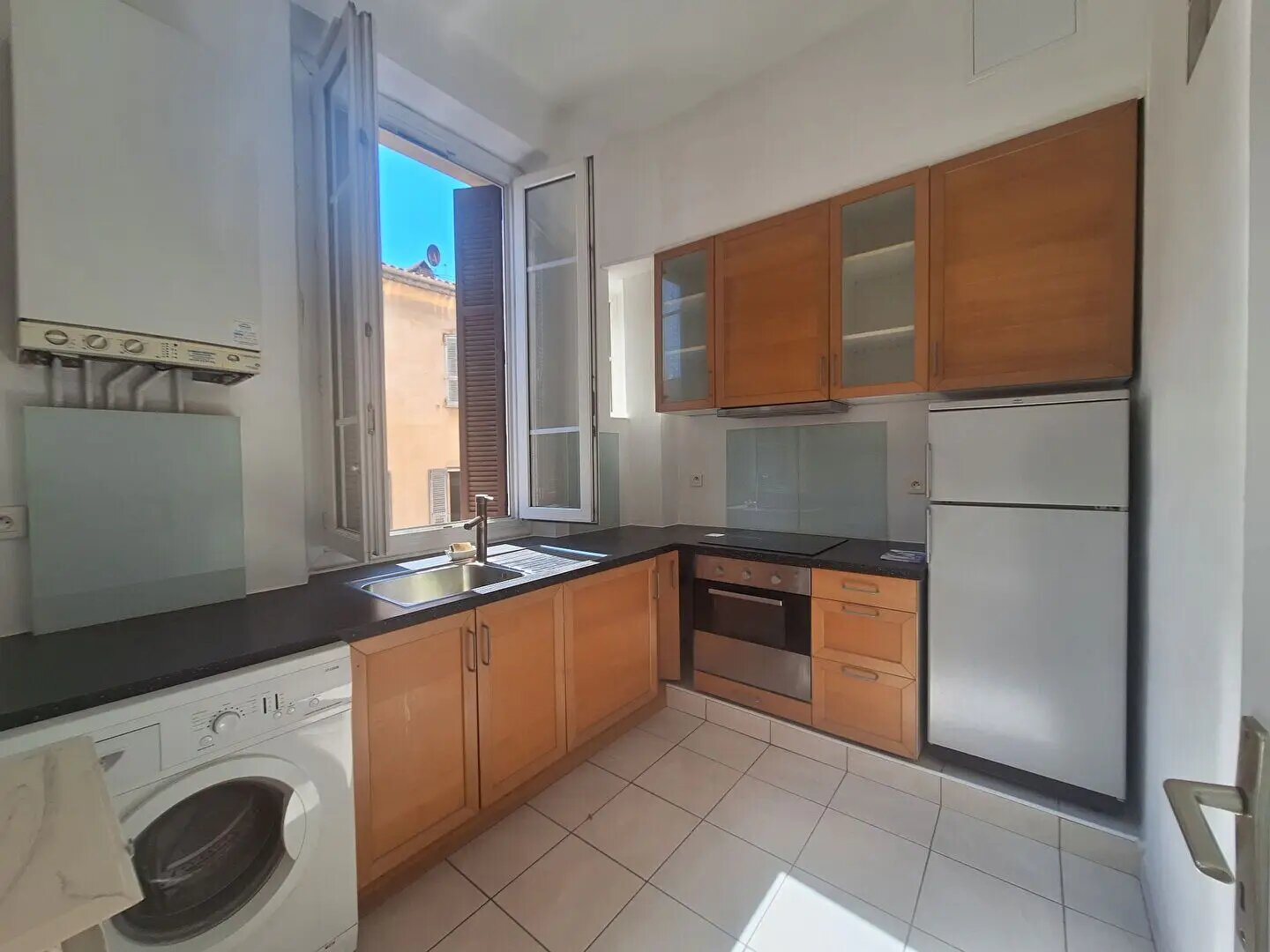 Appartement à louer, 75m², Ajaccio