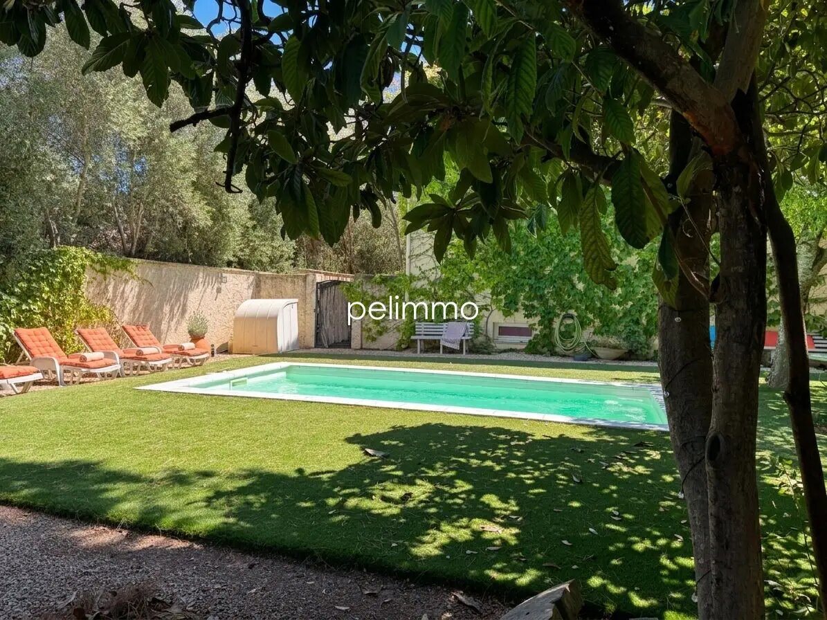 Maison à vendre, 165m², Charleval