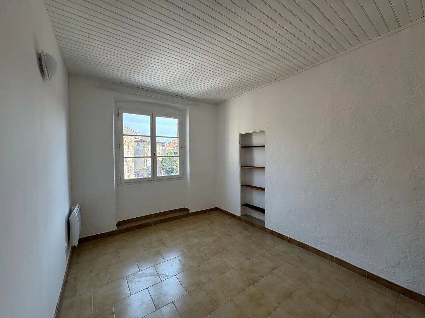 Appartement à louer, 70m², Lambesc