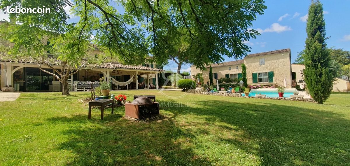 Maison à vendre, 340m², Puisseguin